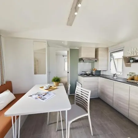 Fleuri Campingplads 2*